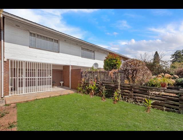 2 BEDROOM APARTMENT FOR SALE IN WINDSOR EAST